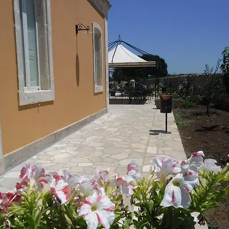 Casa di campagna Tenuta Masseria Del Gallo Calimera (Lecce)